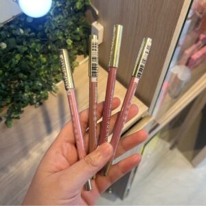 LAPIZ DE LABIOS MONTOC